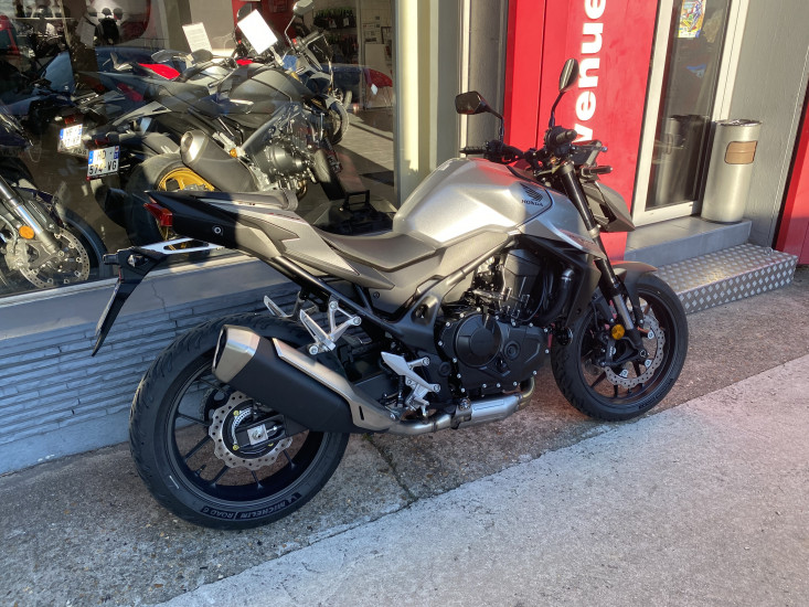 HORNET 750 - CORBEIL-ESSONNES