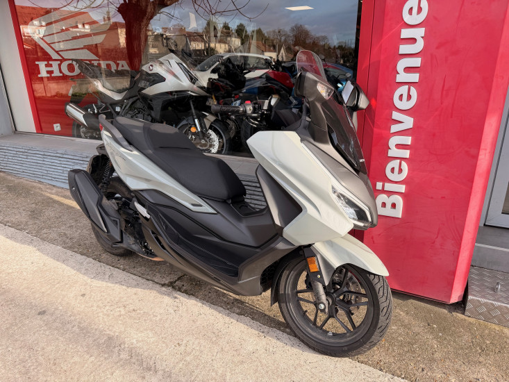 FORZA 350 - CORBEIL-ESSONNES