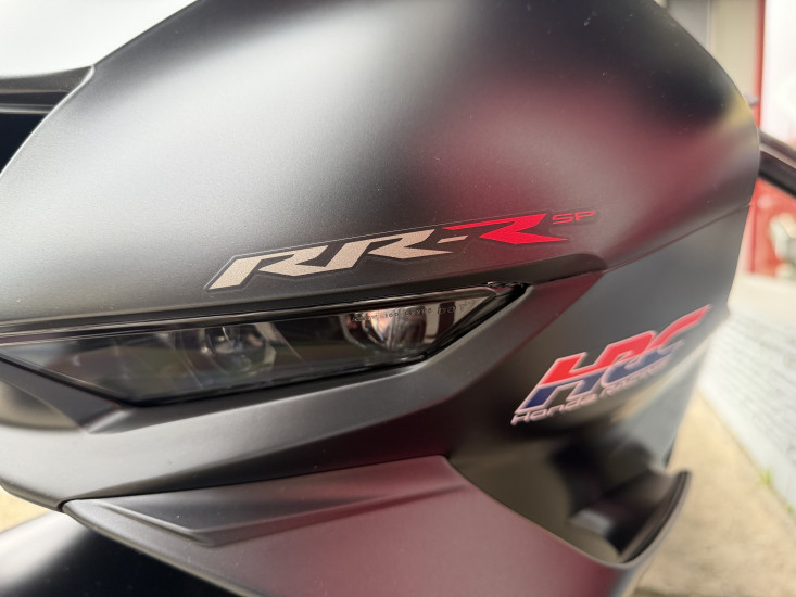 CBR 1000 RR-R SP - CORBEIL-ESSONNES