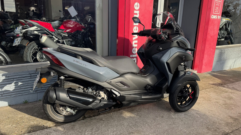 TRICITY 300 - CORBEIL-ESSONNES