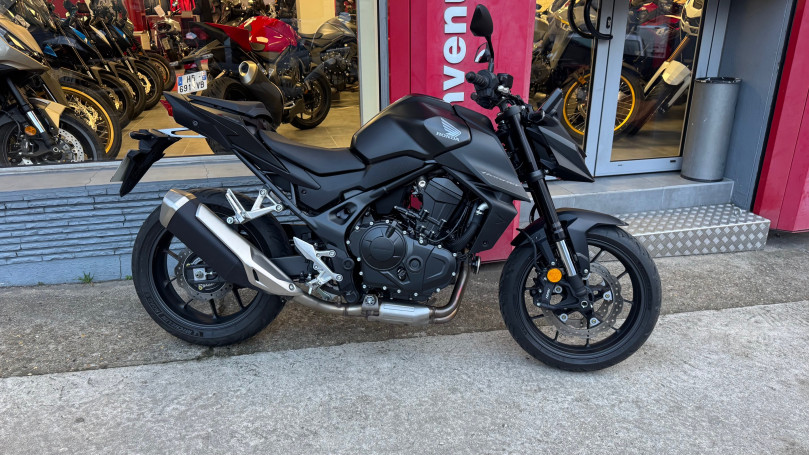 HORNET 750 - CORBEIL-ESSONNES