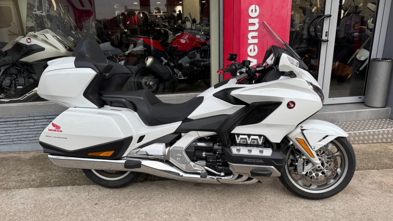 GOLDWING 1800 TOURING DCT - CORBEIL-ESSONNES
