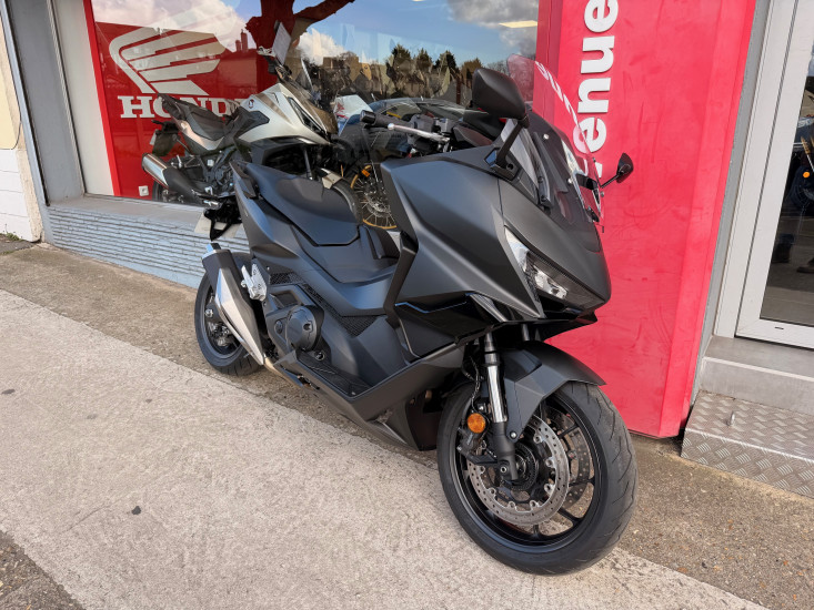 FORZA 750 - CORBEIL-ESSONNES