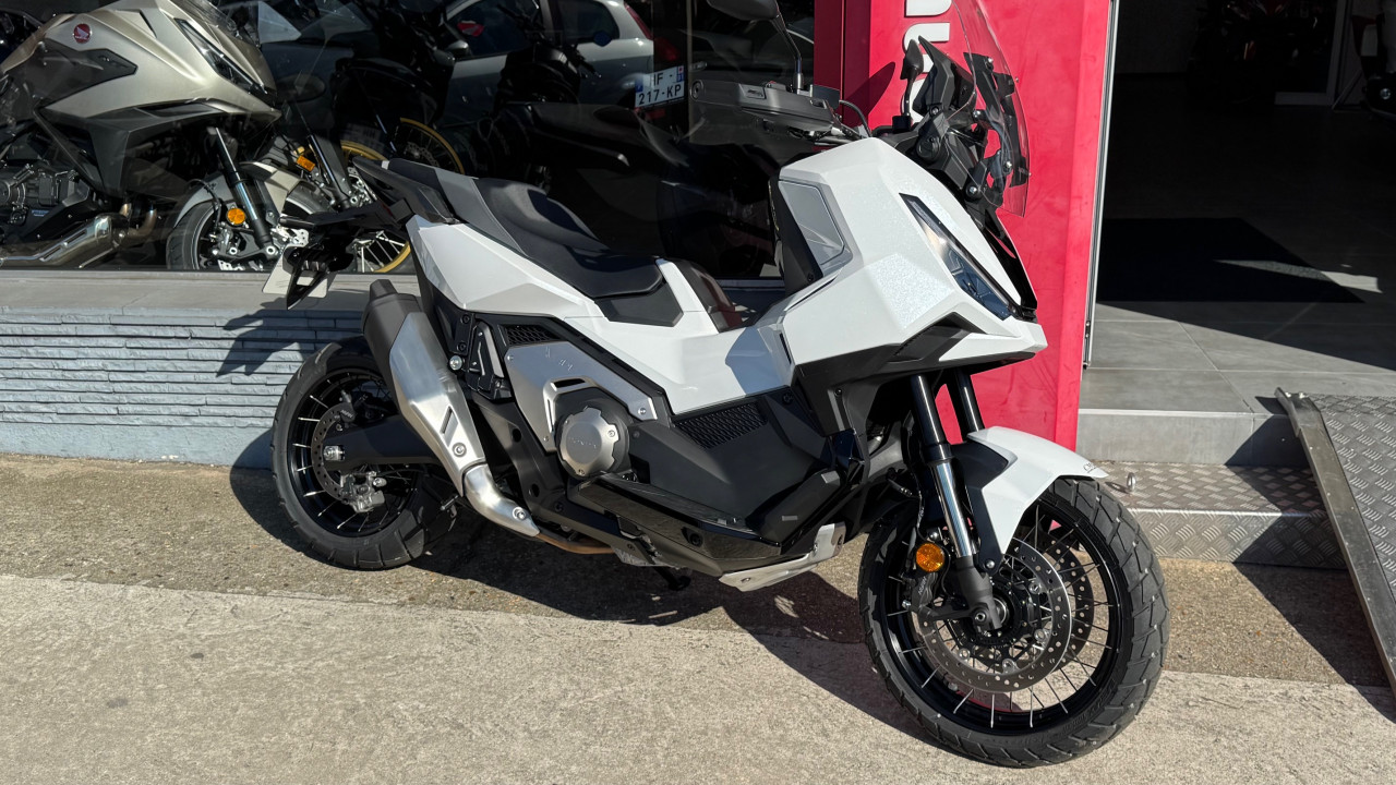 HONDA XL 750 TRANSALP CLABAUT MOTO LOISIRS  SAINT MARTIN LES BOULOGNE 