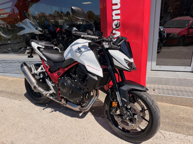 HORNET 750 SC PROJECT - CORBEIL-ESSONNES